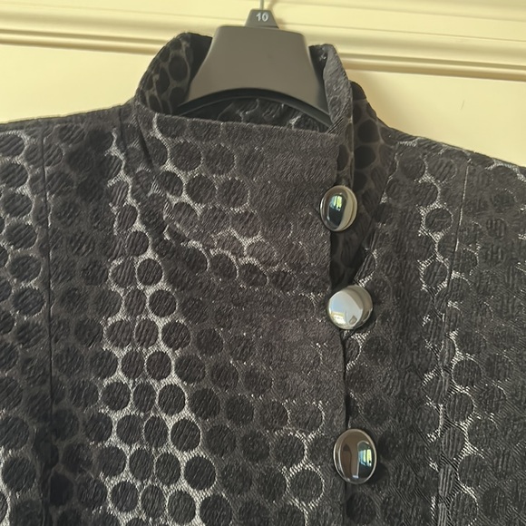 LIKE NEW CHICOS Black Polka Dot Button Down Lined Jacket/Coat - Picture 7 of 14